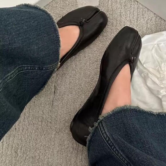 NEW Maison Margiela Tabi Ballet Flats Black Leather Split-Toe · Size 38 - Picture 4 of 5